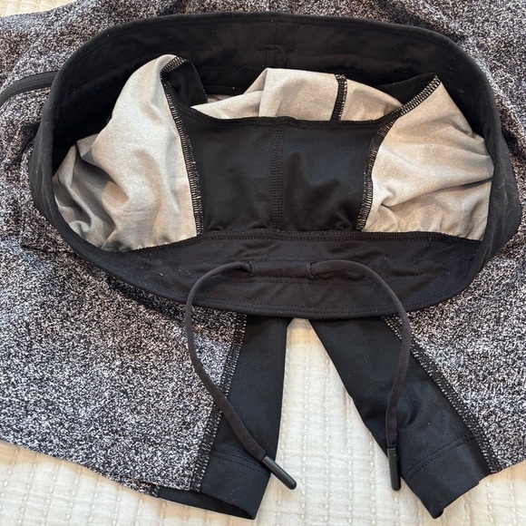 Lululemon T.H.E. Short Linerless Pineweave Alpine White Black Size Medium - Picture 6 of 12